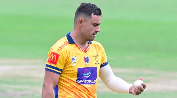 Beyers Swanepoel's contract with Lions terminated